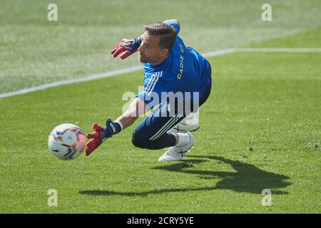 HUESCA, 20-09-2020. LaLiga Santander 2020/2021, data 2. Huesca - Cadice. Alberto Cifuentes di Cadice CF durante il warm-up Credit: Pro Shots/Alamy Live News Foto Stock