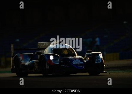 36 Laurent Thomas (fra), Negrao Andr. (bra), Ragues Pierre (fra), Signatech Alpine Elf, Total, Alpine A470-Gibson, azione durante le 2020 24 ore di Foto Stock