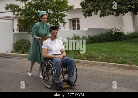 Sarah Paulson, Finn Wittrock, 'Ratched' (2020) Credit: Netflix / The Hollywood Archive Foto Stock