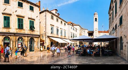 Foto panoramica di Stradun, Dubrovnik, Dalmazia, Croazia Foto Stock