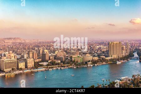 Tramonto al Cairo Foto Stock