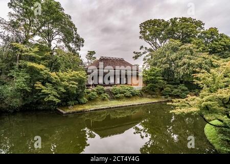 Giardino Giapponese presso la Villa Imperiale di Katsura, Kyoto, Giappone Foto Stock