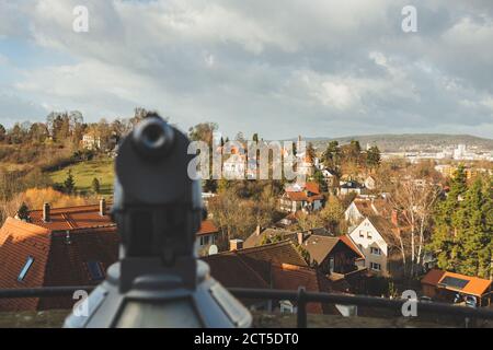 Binocoli a gettoni sulla piattaforma di osservazione del monastero di Michelsberg a Bamberga, Germania Foto Stock