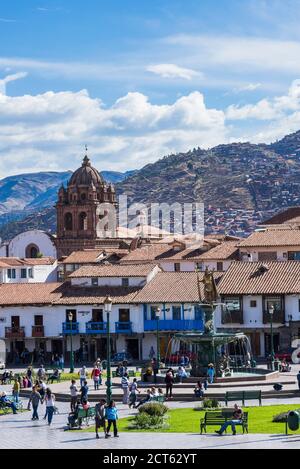 Plaza de Armas, Cusco (aka Cuzco, Quscsu o Quosco), Cusco Regione, Perù, Sud America Foto Stock