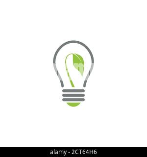 Contorno verde di lampadina elettrica brillante con foglia verde. Isolato su bianco. Icona contorno piatto. Illustrazione vettoriale. Diventa verde. Eco-friendly. Mondo Illustrazione Vettoriale