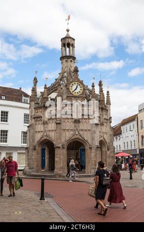 Chichester Cross è una elaborata croce di mercato nel centro della città di Chichester, Sussex occidentale Foto Stock