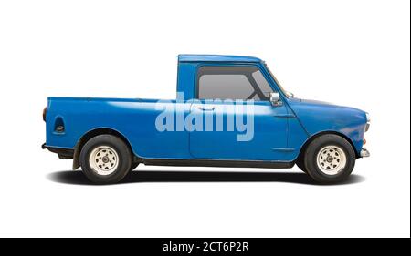 Classic sport British mini pick-up auto isolato su bianco Foto Stock