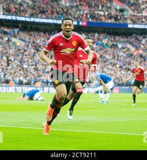 ANTHONY MARTIAL FESTEGGIA IL VINCITORE DELL'ULTIMO MINUTO DI MAN UTD 2-1 EVERTON CONTRO MANCHESTER UTD FA CUP SEMIFINALE - WEMBLEY. Foto Copyright : Foto Stock