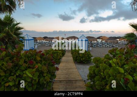 Spagna Isole Canarie, Tenerife, Costa Adeje, Playa del Duque Foto Stock