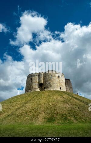 La Gran Bretagna, l'Inghilterra, la Torre di Clifford in York Foto Stock