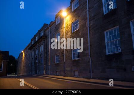 Barrack Street al crepuscolo, Warwick, Warwickshire, Inghilterra, Regno Unito Foto Stock