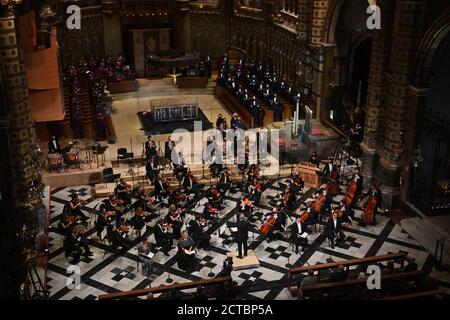 Barcellona. 20 Settembre 2020. Un concerto dal dolore alla speranza apre la sua nuova stagione al Teatro dell'Opera di Barcellona, Gran Teatre del Liceu, a Barcellona, Spagna, 20 settembre 2020 Credit: Antoni Bofill/Xinhua/Alamy Live News Foto Stock