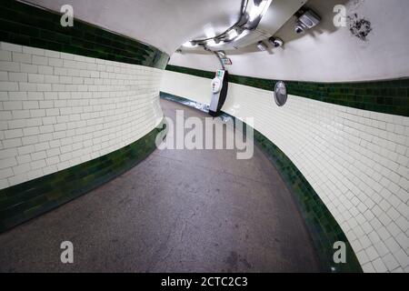 Stazione della metropolitana di Gloucester Road, Londra, Regno Unito Foto Stock