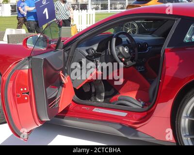 Blenheim Palace, Oxford, Regno Unito. 22 settembre 2020. L'abitacolo della Superleggera Touring svelata al famoso Salon Prive tenutosi a Blenheim Palace Credit: Motofoto/Alamy Live News Foto Stock