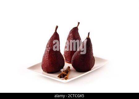 Pere in camicia in vino rosso su bianco isolato su bianco sfondo Foto Stock