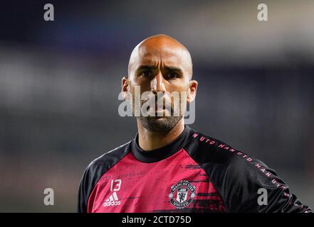 Luton, Regno Unito. 22 settembre 2020. Il portiere Lee Grant di Manchester United (13) pre match durante la Carabao Cup match tra Luton Town e Manchester United a porte chiuse a Kenilworth Road, Luton, Inghilterra, il 22 settembre 2020. Foto di David Horn. Credit: Prime Media Images/Alamy Live News Foto Stock