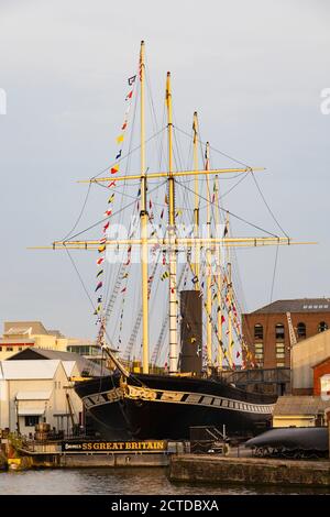 SS Gran Bretagna illuminata dal sole tramontante, Floating Harbour, Bristol, Inghilterra. Settembre 2020 Foto Stock