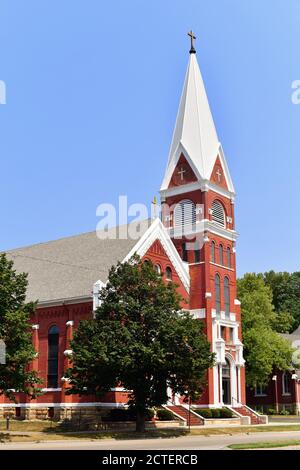 Savanna, Illinois, Stati Uniti. Chiesa cattolica di San Giovanni Battista nella piccola città fluviale dell'Illinois di Savanna. Foto Stock