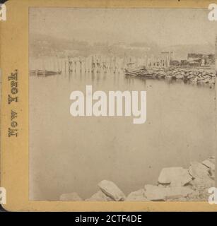 Garrison's Landing, vicino a West Point., ca. 1855-ca. 1930, Piers & Wharves, Wood, New York (state), Hudson River Valley (N. Y. E N.J.), Garrison (N. Y Foto Stock