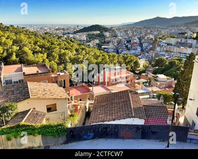 Paesaggio urbano dal quartiere di Coll. Barcellona, Catalogna, Spagna. Foto Stock