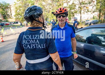 REPARTO TEVERE VIGILI URBANI, CORSO E DIPLOMI Foto Stock