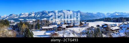 Panorama enottistico in alto allgäu vicino a Sonthofen Foto Stock