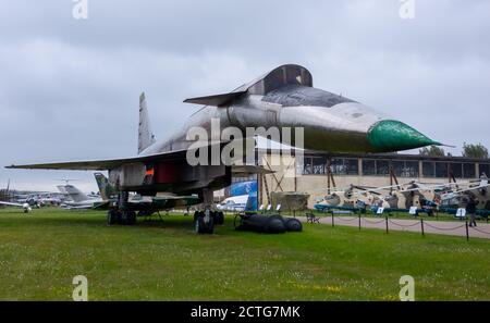 18 luglio 2018, regione di Mosca, Russia. Il bombardiere strategico sovietico Sukhoi T-4 al Museo Centrale dell'Aeronautica Russa di Monino. Foto Stock