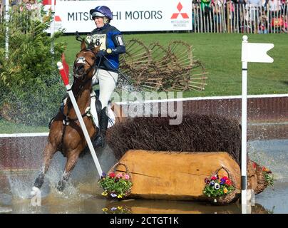 ZARA PHILLIPS ON HIGH KINGDOM BADMINTON HORSE TRIALS 2013 PHOTO CREDIT : © MARK PAIN / ALAMY STOCK PHOTO Foto Stock