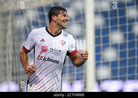 Reggio Emilia, Italia. 20 Settembre 2020. Giovanni Simeone di Cagliari Calcio celebra durante la Serie UNA partita tra Sassuolo e Cagliari allo stadio Mapei di Reggio Emilia il 20 settembre 2020. Foto di Giuseppe Maffia. Credit: UK Sports Pics Ltd/Alamy Live News Foto Stock