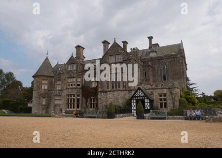 L'esterno della Palace House a Beaulieu Hampshire Inghilterra Foto Stock