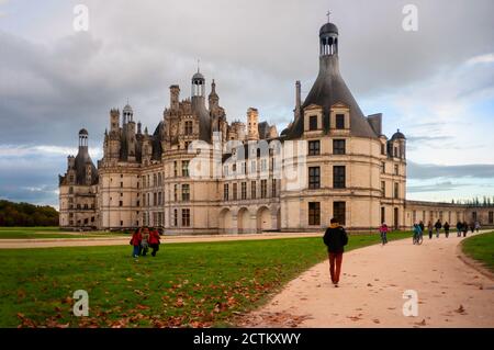 Chambord, Francia - 02 novembre 2013: Chateau de Chambord palazzo in Eure et Loir dipartimento della regione Valle della Loira, in Francia. Foto Stock