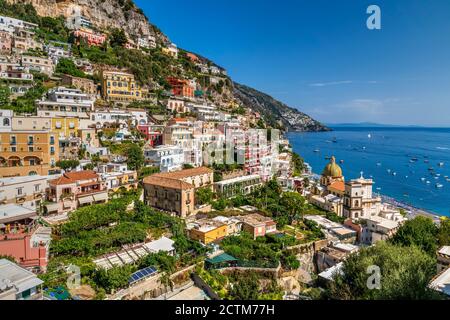 Positano, Costiera Amalfitana, Campania, Italia Foto Stock