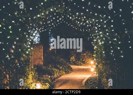 Un fairy soffitto chiaro in un arco - le sale lettura, Norfolk Foto Stock