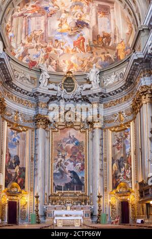 ROMA, ITALIA - 2014 AGOSTO 18. Interno della Chiesa di Sant'Ignazio di Loyola al Campus Martius Chiesa di Sant'Ignazio. Foto Stock