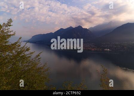 Paesaggio del Lago di Como, Italia Foto Stock