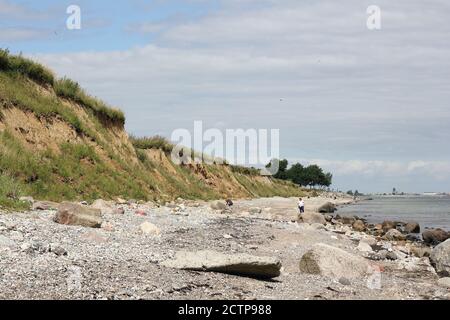 Costa rocciosa del Mar Baltico sulla penisola di Schwansen Foto Stock