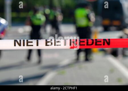 Police Man Behind Ducktape ad Amsterdam Paesi Bassi 21-9-2020 Foto Stock