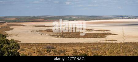 Fuente de Piedra, riserva naturale, laguna secca, laguna di acqua salata, durante la siccità, Andalusia, Malaga, Spagna. Foto Stock