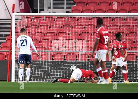 Ashton Gate Stadium, Bristol, Regno Unito. 24 Settembre 2020. English Football League Cup, Carabao Cup Football, Bristol City contro Aston Villa; Anwar El Ghazi di Aston Villa tocca il primo obiettivo della partita in 10 minuti 0-1 Credit: Action Plus Sports/Alamy Live News Foto Stock