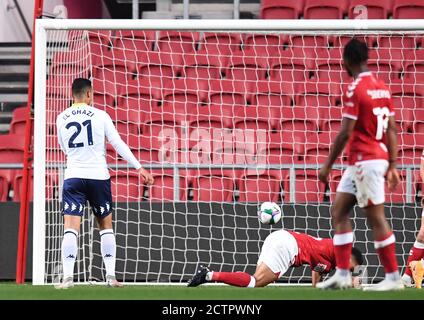 Ashton Gate Stadium, Bristol, Regno Unito. 24 Settembre 2020. English Football League Cup, Carabao Cup Football, Bristol City contro Aston Villa; Anwar El Ghazi di Aston Villa tocca il primo obiettivo della partita in 10 minuti 0-1 Credit: Action Plus Sports/Alamy Live News Foto Stock