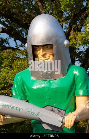 Wilmington, Illinois / Stati Uniti - Settembre 23 2020 il Gigante Gemini sulla storica Route 66 in una bella mattinata d'autunno. Foto Stock