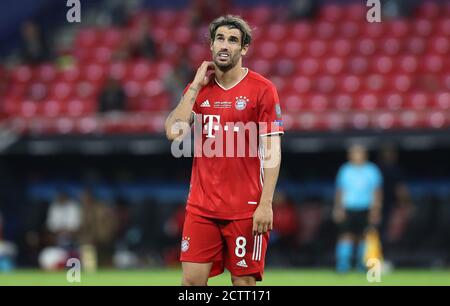 Budapest, Ungarn. Firo: 24.09.2020 Calcio, UEFA Super Cup 2020 FC Bayern Monaco di Baviera Muenchen - Sevilla FC 2: 1 NV FCB Javi Martínez, Martinez, gesture, gesture, | usage worldwide Credit: dpa/Alamy Live News 2020 Foto Stock