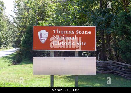 Charles County, MD, USA 09/19/2020: SITO storico nazionale DEGLI STATI UNITI presso la sede della colonica di epoca coloniale (Haberdeventure) di Thomas Stone, uno di t Foto Stock