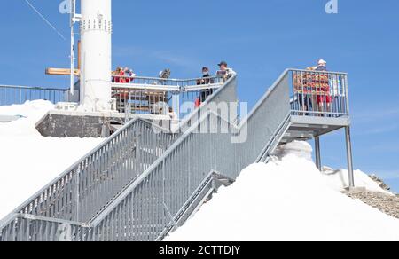 Zermatt, Svizzera il 19 luglio 2020: Vista dall'alto dell'Europa nel paradiso del ghiacciaio del Cervino Foto Stock