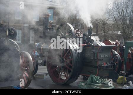 Motori a vapore e veicoli al Festival of Steam and Transport 2016 di Chatham Dockyard Foto Stock