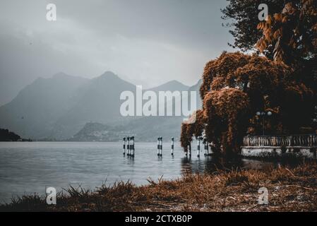 vista fantastica sul lago d'iseo Foto Stock