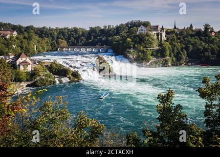 Rheinfall (Cascate del Reno), Neuhausen, Svizzera Foto Stock