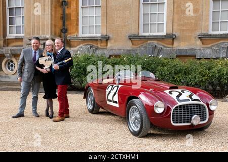 Ladies Day al Salon Prive 2020 a Blenheim Palace Woodstock REGNO UNITO Foto Stock