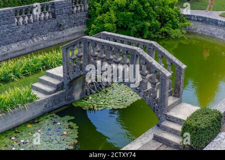 Stanjel, Slovenia, giardino della Ferrari Foto Stock