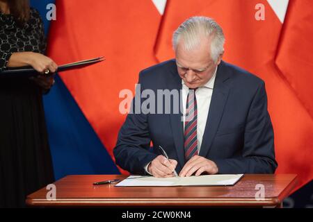 Varsavia, Mazoviano, Polonia. 26 Settembre 2020. I leader della destra unita hanno firmato la Nuova Coalizione Agreement.in la foto: JAROSLAW GOWIN Credit: Hubert Mathis/ZUMA Wire/Alamy Live News Foto Stock